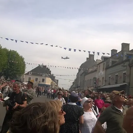 Mere Eglise Camping Sainte-Mère-Église